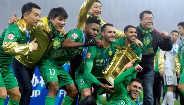 Strategi Revolusi Beijing Guoan: Transfer Bintang dan Harapan Gelar Liga Super China 2024/2025