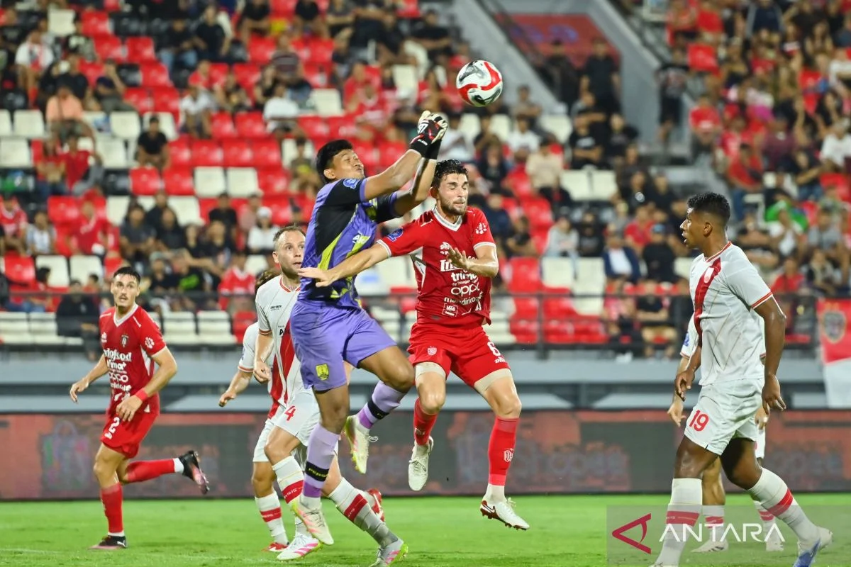 Taktik Johnny Jansen Memukau: Bali United Dominan dan Naik Posisi di Klasemen Super League 2025/2026