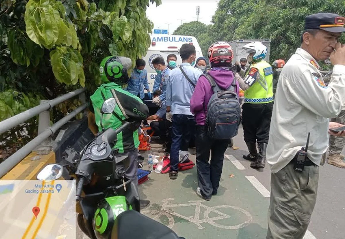 Tewas di Flyover Pesing: Pemotor Tabrak Trotoar, Jatuh dan Tertindas Bus, Simak Kronologi Lengkap
