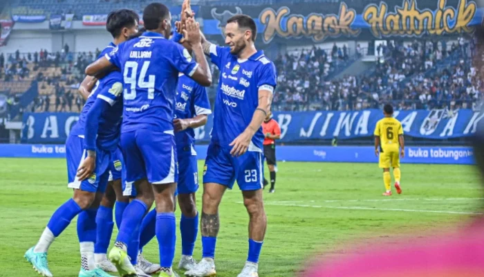 Transformasi Rahmat: Dari Winger ke Striker, Kini Menjadi Momok Persib di GBLA