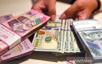 USD IDR Menguat di Bawah Tekanan Global: Rupiah Stabil di Rp17.300, Swap USDT Meroket 57%