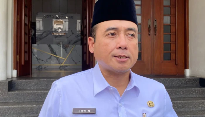 Wali Kota Bandung Gencar Gerakkan Ekonomi, Atasi Pengangguran dan Krisis Energi dengan Inovasi Baru