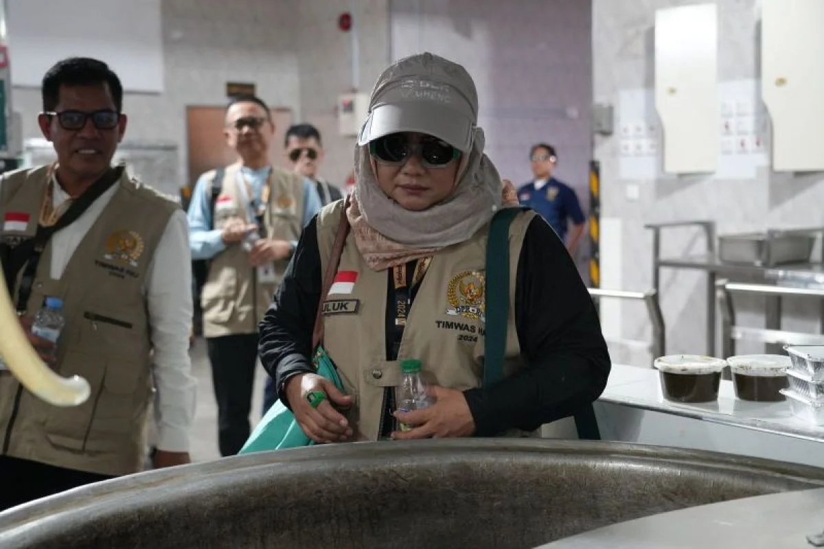 War Tiket Haji: Kontroversi, Kritik DPR, dan Keputusan Pemerintah