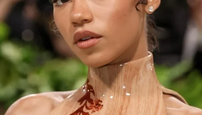 15 Beauty Look Terbaik dari Met Gala 2026, Tonjolkan Seni Lewat Makeup