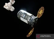 Angkasa Luar Jadi Medan Perang Baru: Antara Misi SpaceX dan Ambisi Trump