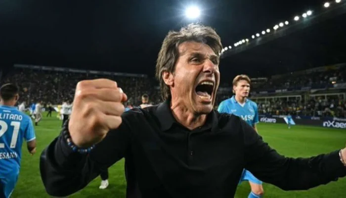 Antonio Conte Tinggalkan Napoli, Menuju Timnas Italia?