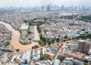 Banjir Jakarta Menggenangi Lebih dari 700 cm: 55 RT Tergenang, Jalan Utama Tersumbat, dan Krisis di Taman Mangu