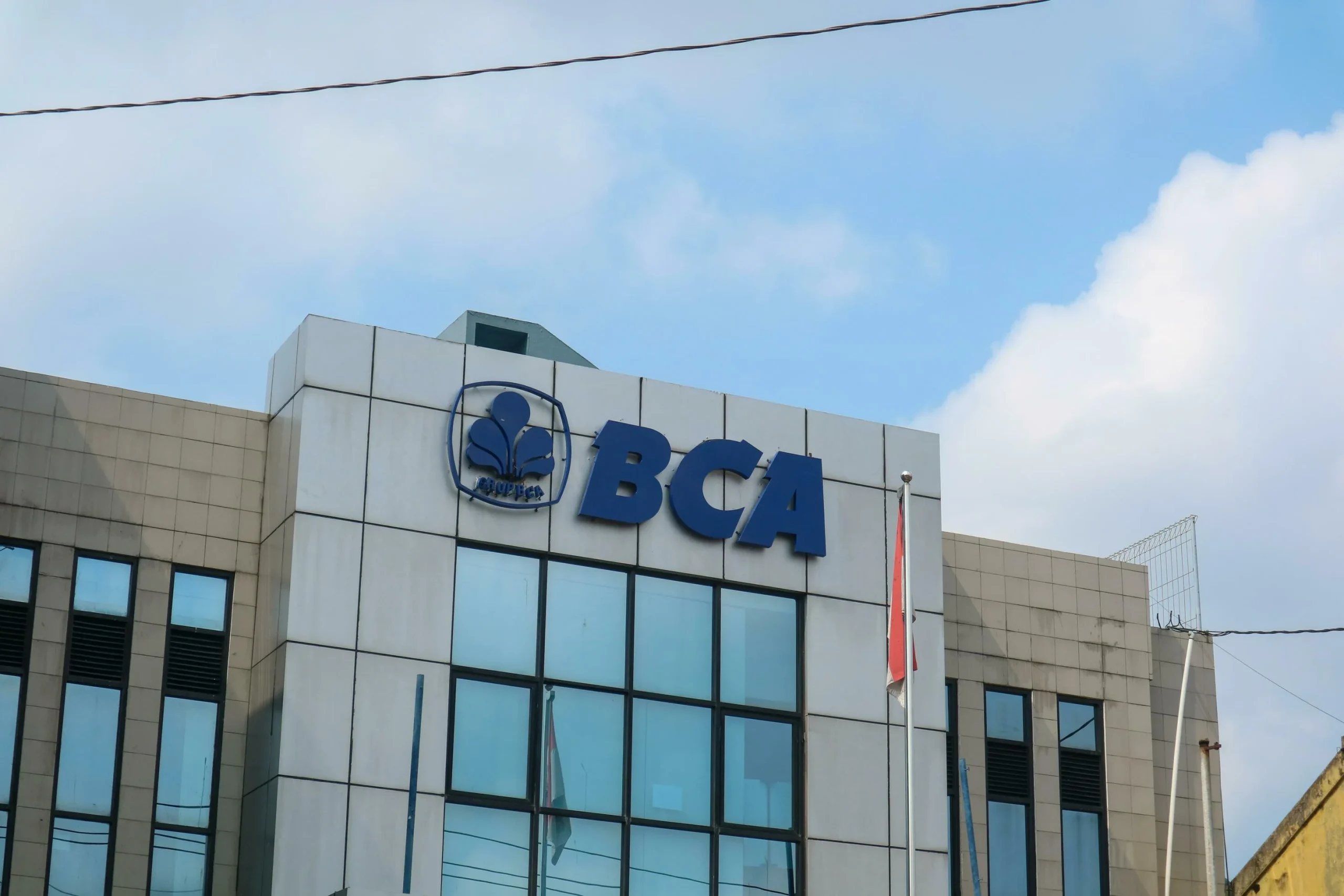 Bank Central Asia Menghadapi Tantangan Baru