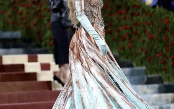 Blake Lively Kembali Memukau di Met Gala: Dari Drama 'It Ends With Us' hingga Penampilan Fashion yang Mengguncang