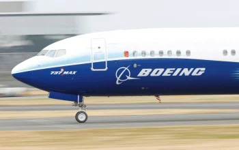 Boeing 737: Dari Pendaratan Spektakuler di Ibiza hingga Insiden HUD Mematikan – Apa yang Harus Diketahui?