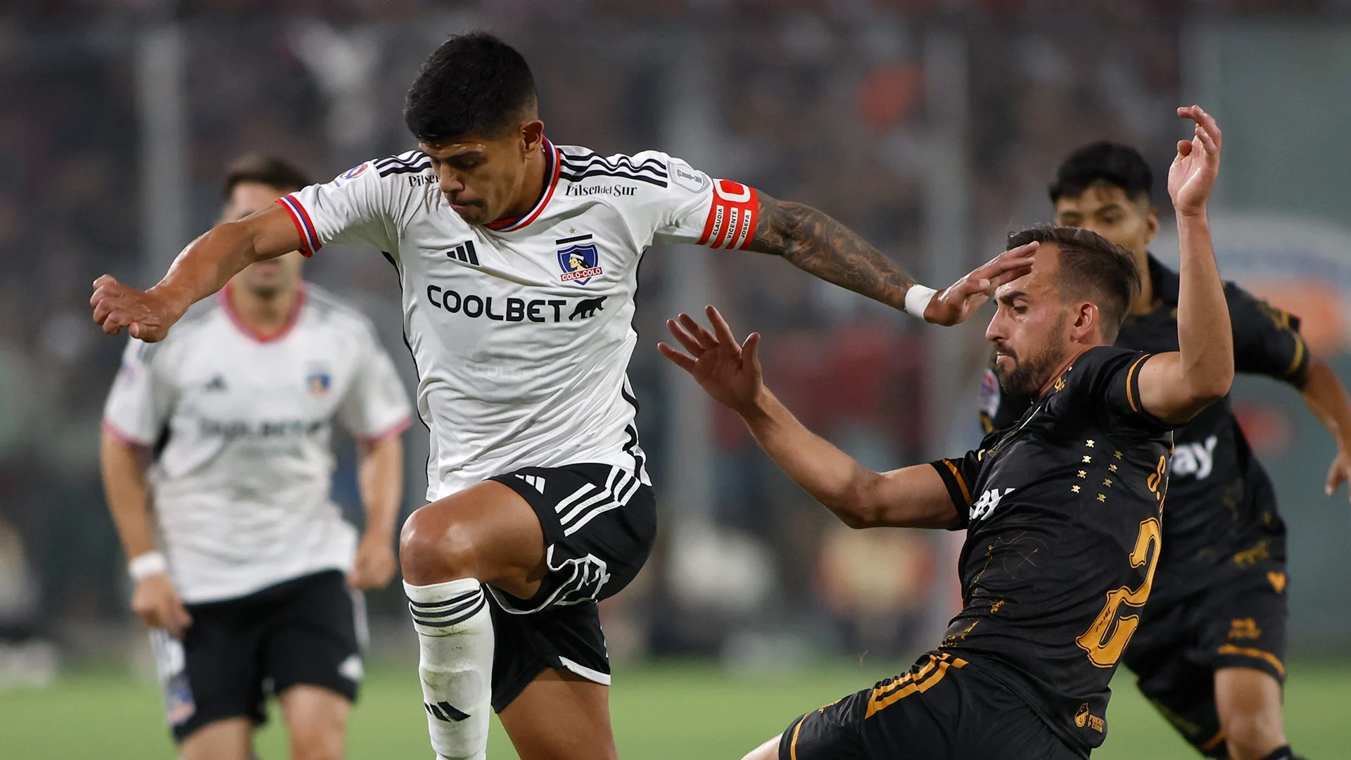 Colo Colo squad siap menaklukkan Coquimbo Unido: Kembalinya Vidal dan tantangan cedera