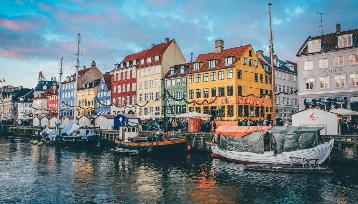 Copenhagen: Kota yang Menginspirasi, dari Sepak Bola hingga Seni