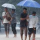 Cuaca Indonesia Hari Ini: Hujan Guyur Kota Besar, Warga Diminta Waspada