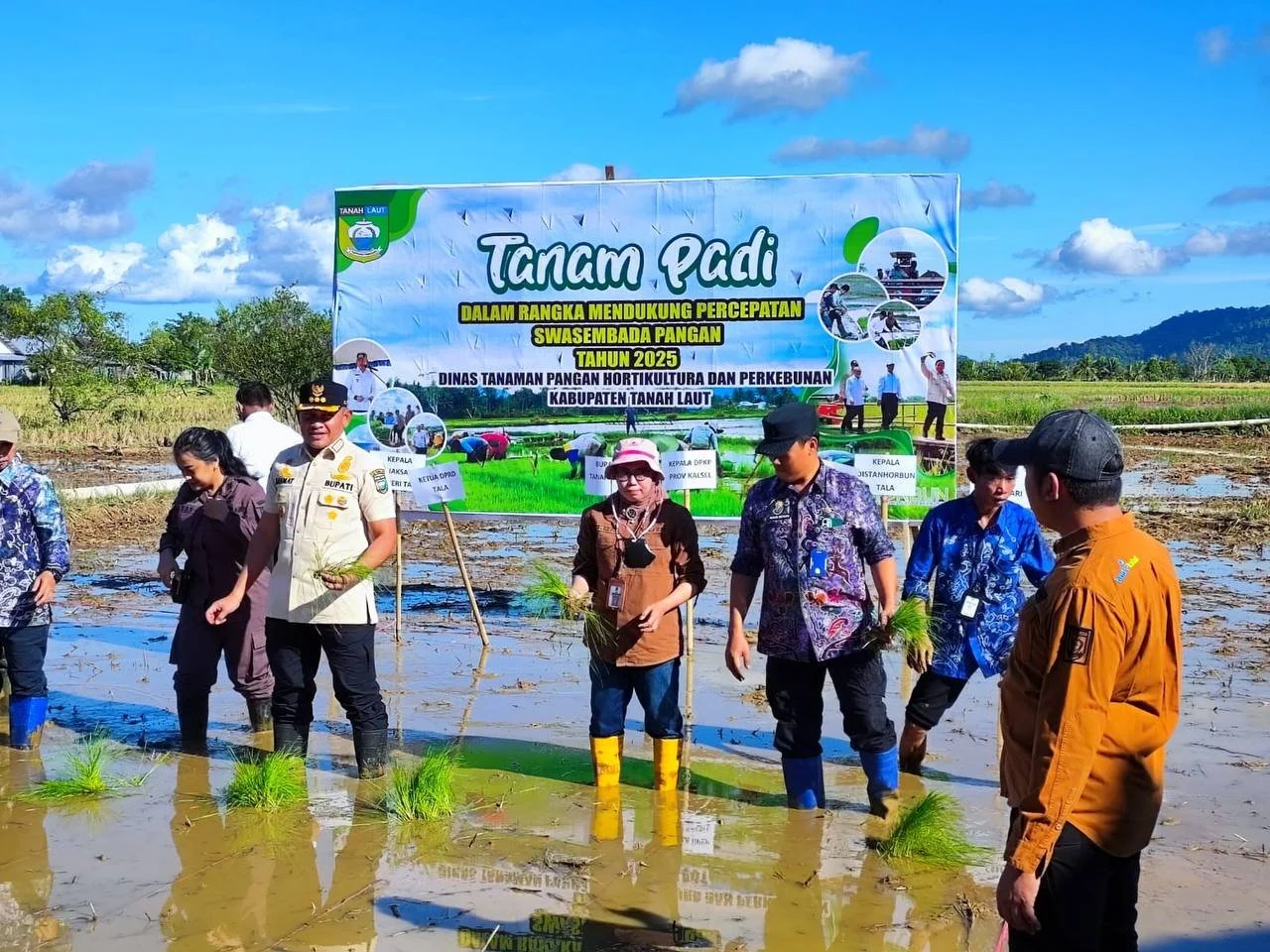 Danareksa Salurkan Kurban untuk 3.800 Keluarga, Perkuat Ketahanan Pangan dan Rantai Ekonomi Kerakyatan