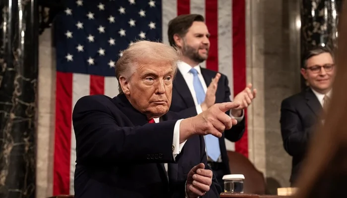DC dan Trump: Masa Depan World War II Memorial dan Berita Terkini