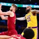 Dean Wade Menggebrak Playoff: Dari Peran Kunci Cavs hingga Sorotan Lakers