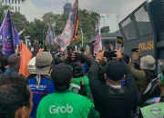 Demo Hari Kebangkitan Nasional: Guru dan Ojol Tuntut Kesejahteraan dan Perlindungan