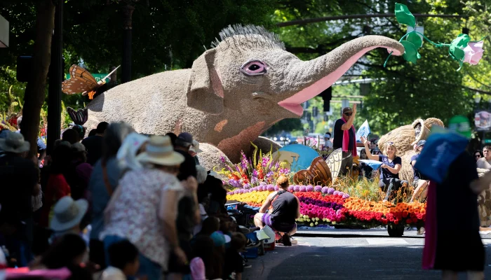 Diego Chará Dinobatkan sebagai Grand Marshal di Grand Floral Starlight Parade 2026