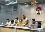 Dirjen Bea Cukai Djaka Budi Diduga Terima Suap SGD 213.600 dari PT Blueray Cargo