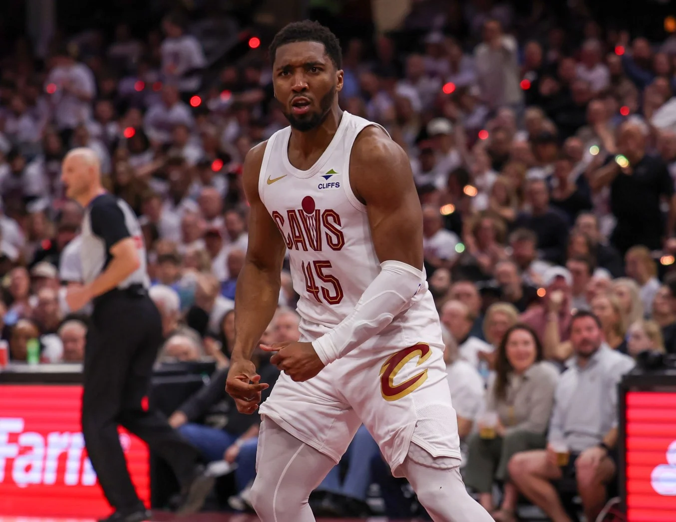 Donovan Mitchell Dinobatkan sebagai Pemain All-NBA Second Team