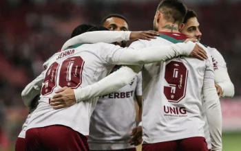 Drama di Beira‑Rio: Internacional Tundukkan Fluminense 2‑0, Tantangan Besar Menanti Tricolor di Bulan Mei