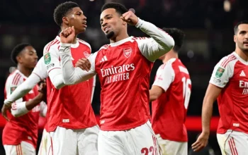 Drama Liga Inggris: Arsenal Pimpin Piala, Manchester City Gagal, dan Chelsea Berjuang Kualifikasi Champions 2027