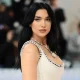 Dua Lipa Gugat Samsung Rp260 Miliar, Buntut Foto di Kardus TV