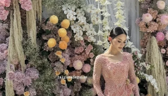 Elegan & Memukau: 20 Gaya Foto Maternity Alyssa Daguise Menjelang Melahirkan yang Bikin Terpukau