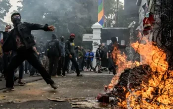 Enam Pelajar dan Mahasiswa Jadi Tersangka Pembakaran Pos Polisi di Bandung saat Aksi May Day, Ternyata Positif Tramadol
