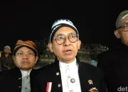 Fadli Zon: Pemasangan Chattra di Puncak Candi Borobudur Bakal Selesai Agustus