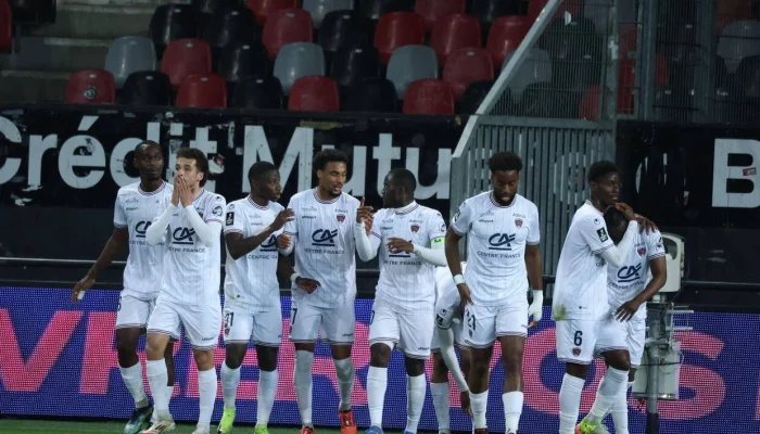 FC Rouen dan Laval Berimbang di Barrage Aller Ligue 2