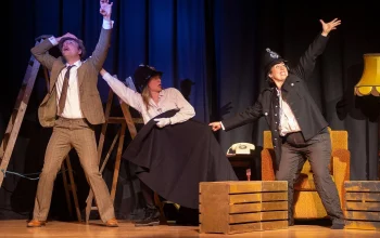 Film Triple Threat: Henley Amateur Operatic and Dramatic Society Menghidupkan Kembali Musikal Dance