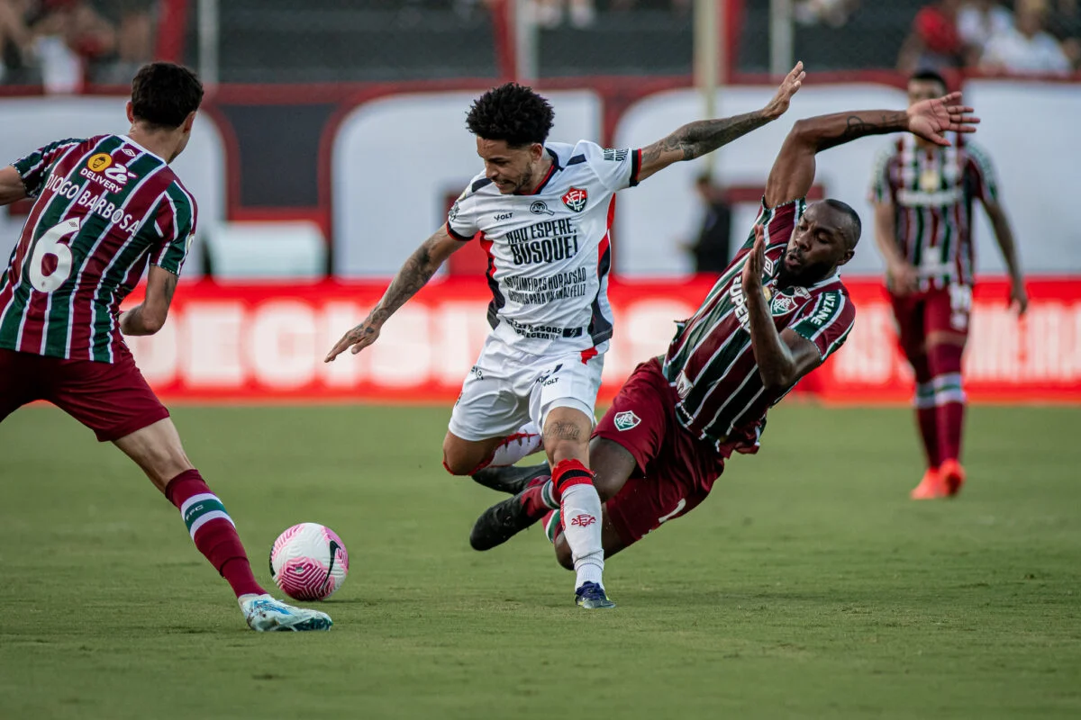 Fluminense Siap Tantang Vitória, Sementara Santos Berjuang Menghindari Rekor Buruk