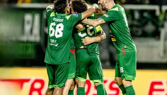 Francisco Rivera Pimpin Persebaya: 12 Gol, 7 Assist, Menuju Finis Empat Besar Super League 2025/2026!