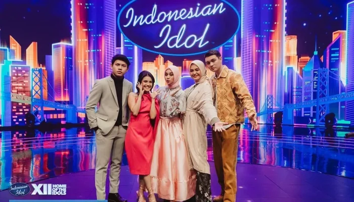 Gema Indonesian Idol Malam Ini: ILLIT, Rony Parulian, dan Raisa Bawa Energi Baru ke Panggung
