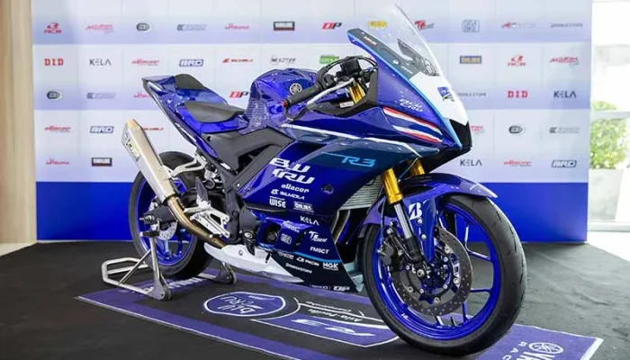 Genius 13 Tahun Indonesia Menaklukkan Yamaha R3 BLU CRU di Australia