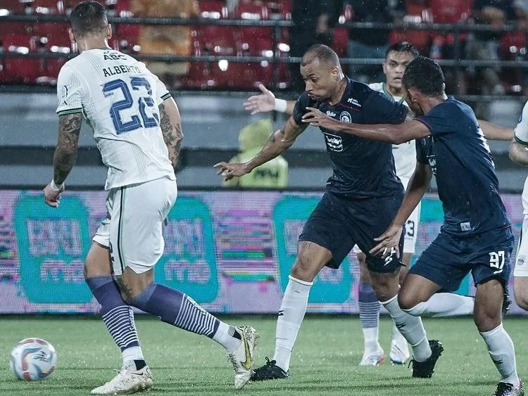 Gustavo Almeida dan Kisah Suksesnya di Liga 1 Indonesia serta Kejayaan Al Nasr di Liga Saudi