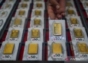 Harga Emas Antam di Pegadaian Turun, Simak Pergerakan Harga Terbaru!