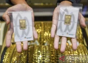 Harga Emas Antam Turun Rp20 Ribu per Gram, Ini Daftar Harga Terbaru