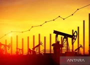 Harga Minyak Dunia Merangkak Naik Akibat Kekhawatiran Gangguan Pasokan Energi Global