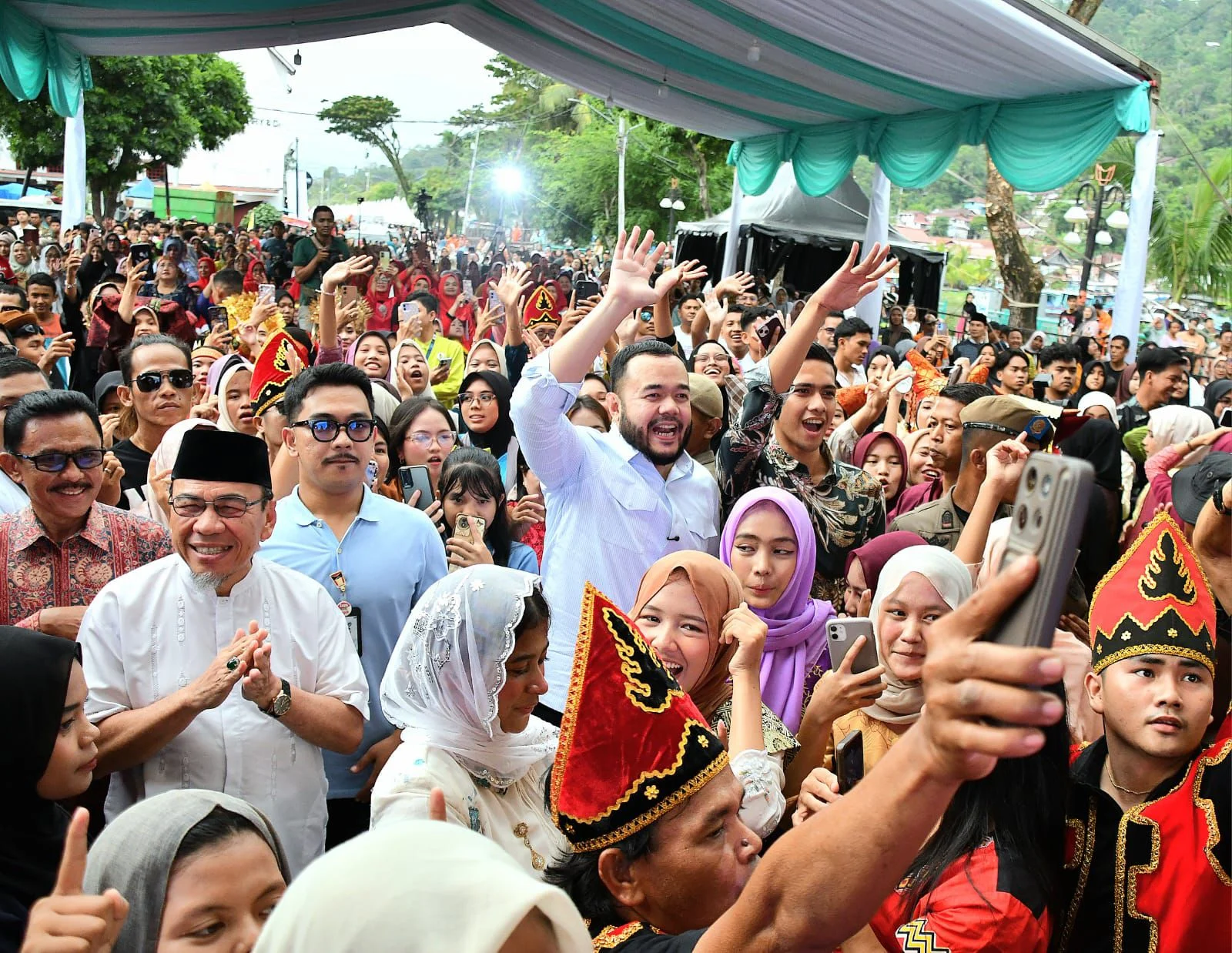 Hari Jadi Kota Padang Ke-356: Konser Simfoni Hingga Karnaval Kota Tua