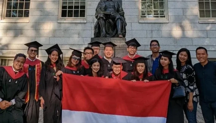 Harvard University Rayakan Upacara Kelulusan ke-375 dengan Pidato dari Conan O’Brien