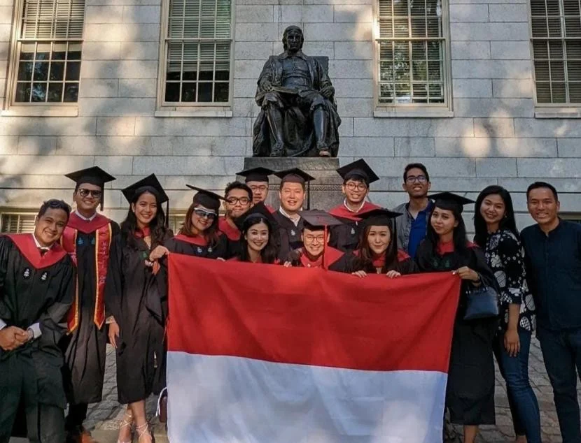 Harvard University Rayakan Upacara Kelulusan ke-375 dengan Pidato dari Conan O'Brien