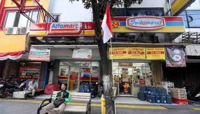 Indomaret dan Alfamart: Antara Koperasi Desa dan Persaingan Usaha