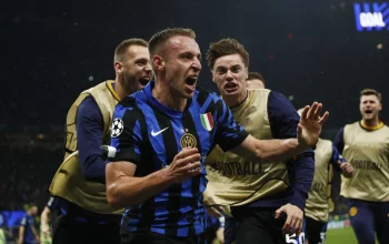 Inter Milan Tegaskan Usaha Barcelona Angkut Bastoni Bakal Gagal Total