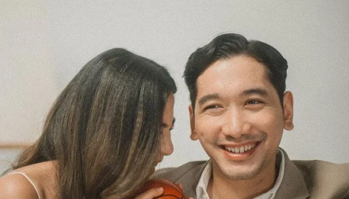 Intip Potret Eksklusif Adinda Thomas di Kelas Menyusui, Siap Sambut Baby Egg dengan Penuh Cinta