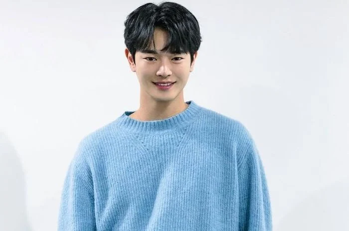 Jang Dong Ju dan Dunia Hiburan Korea: Dari Pensiun hingga Film Baru