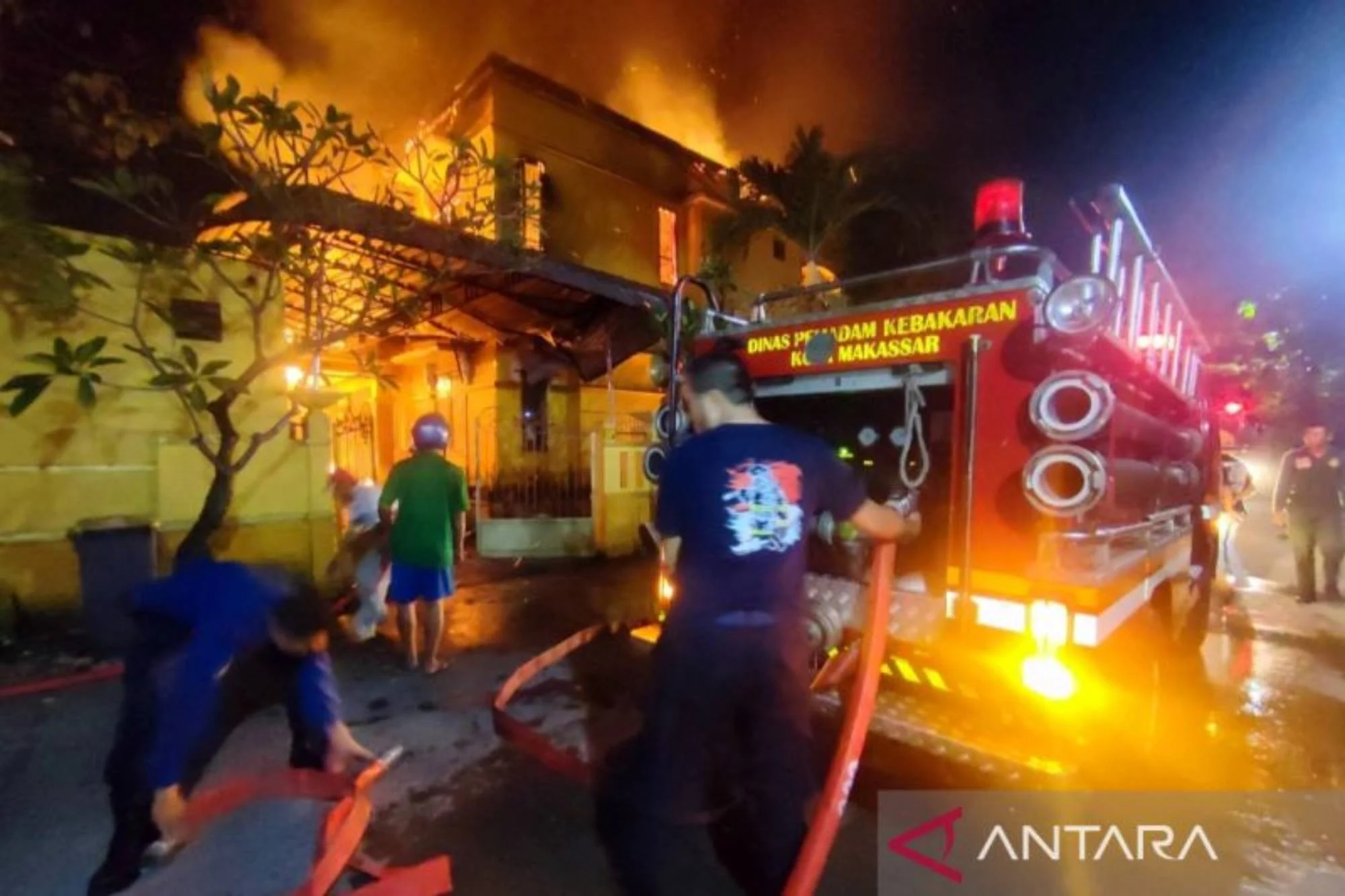 Kebakaran Rumah Selebriti dan Lalu Lintas Lancar: Dua Peristiwa Mengguncang Bandung di Awal Mei 2026