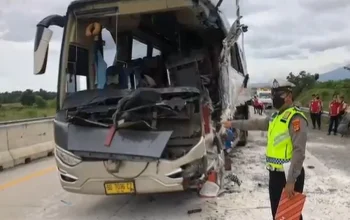 Kecelakaan Maut Bus ALS vs Truk BBM di Sumsel, 16 Orang Tewas Terbakar
