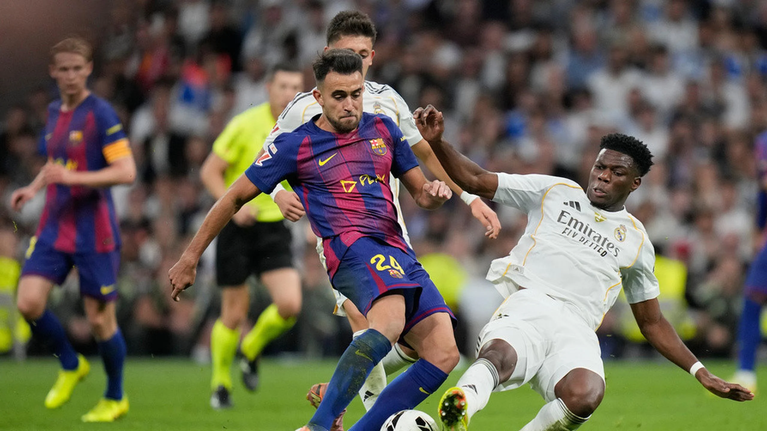 Klasemen LaLiga 2025/2026: Barcelona Menggenggam Puncak, Real Madrid Berjuang Menutup Jarak